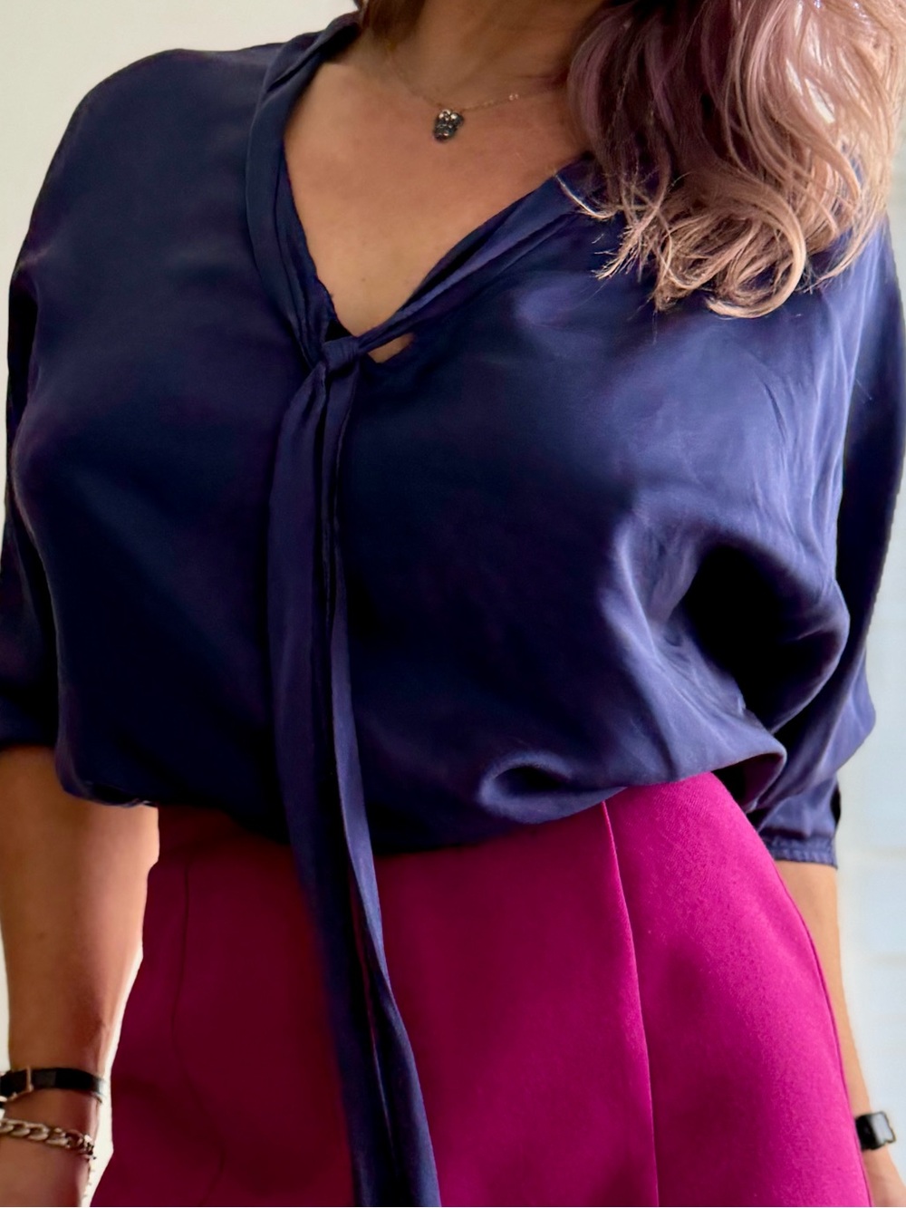 Y2K Vintage TF 100% Silk Navy Tie-Neck Blouse | Size 4 | Pristine